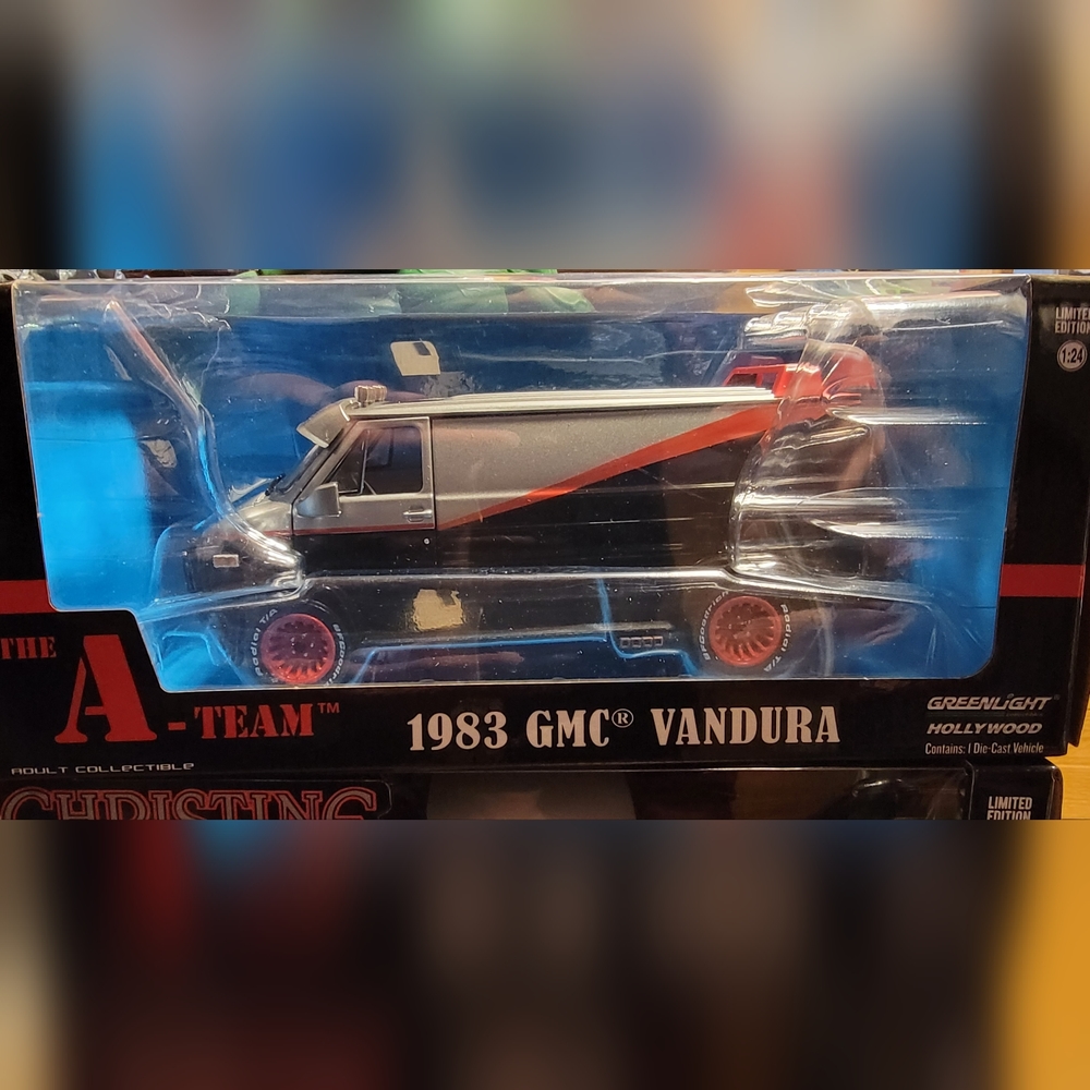 GreenLight Collectibles 1:24 The A-Team 1983 GMC VANDURA Die-Cast Model.